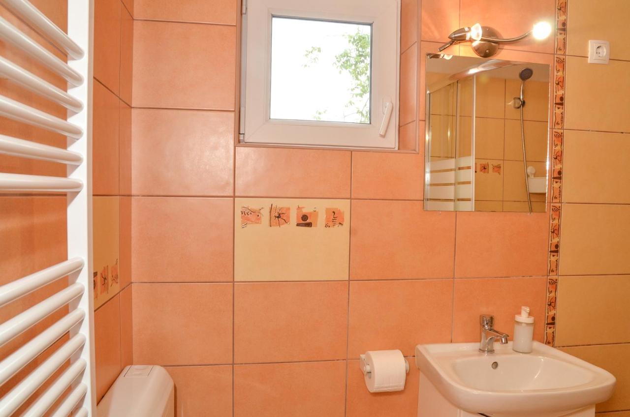 Апарт готель Gabor Aron Apartman Гайдусобосло Екстер'єр фото